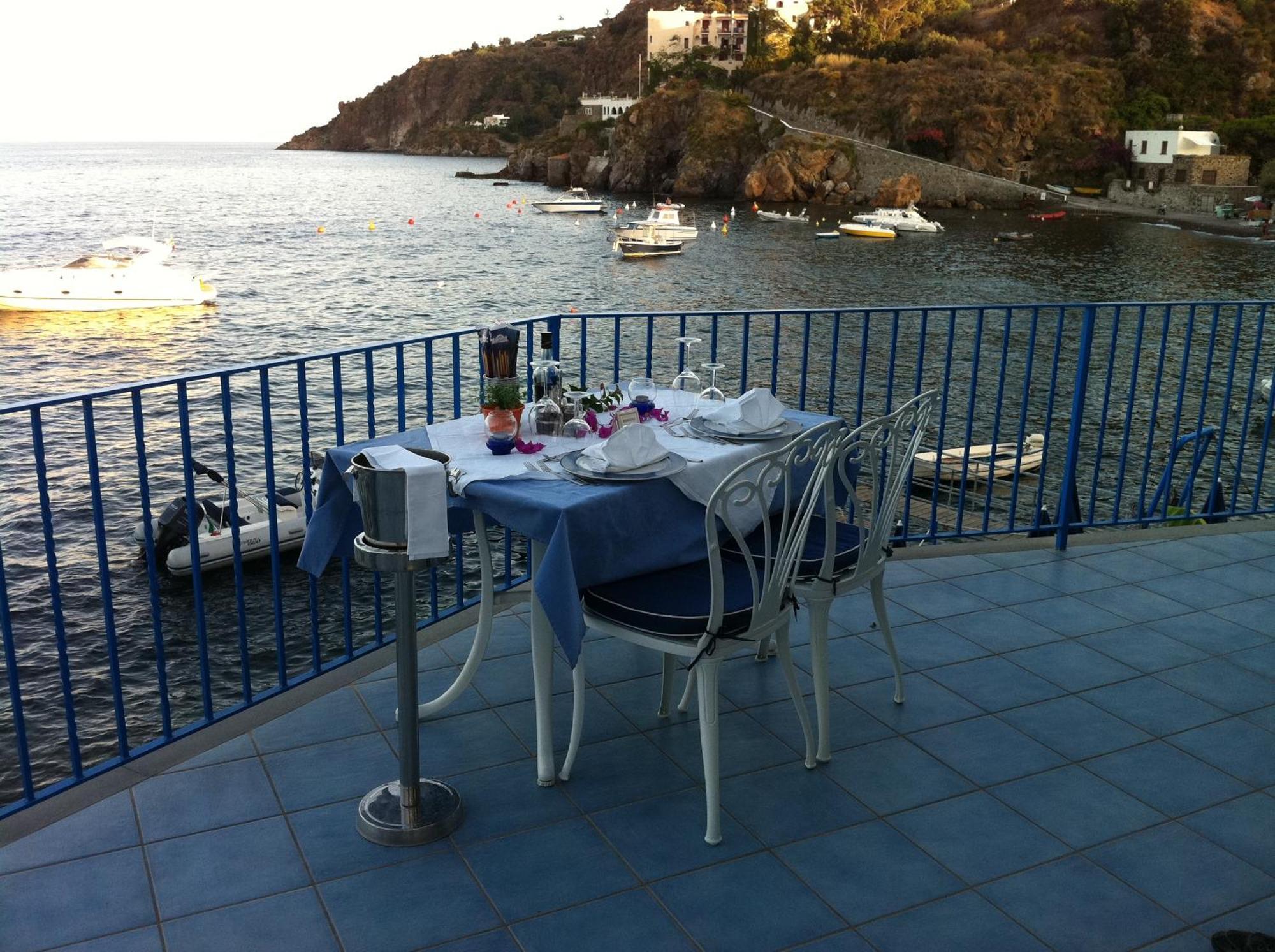 Hotel Rocce Azzurre Λίπαρι Εξωτερικό φωτογραφία